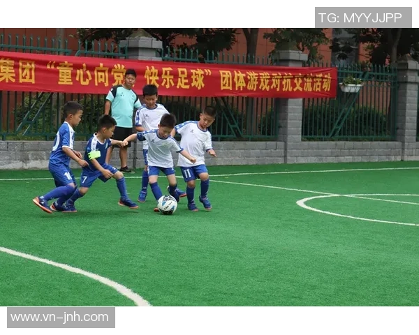 提升足球技能的趣味训练游戏视频分享让孩子们爱上运动